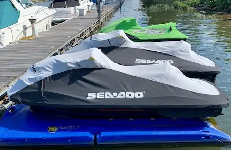 Floating docks with Sea Doos and Jet Ski