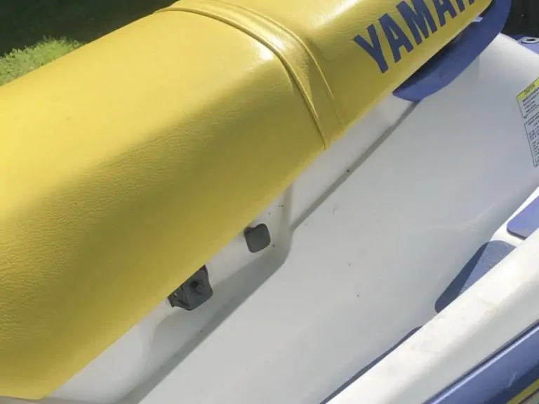 Choke on an old two stroke jet ski is used to start the motor by controlling fuel and air
